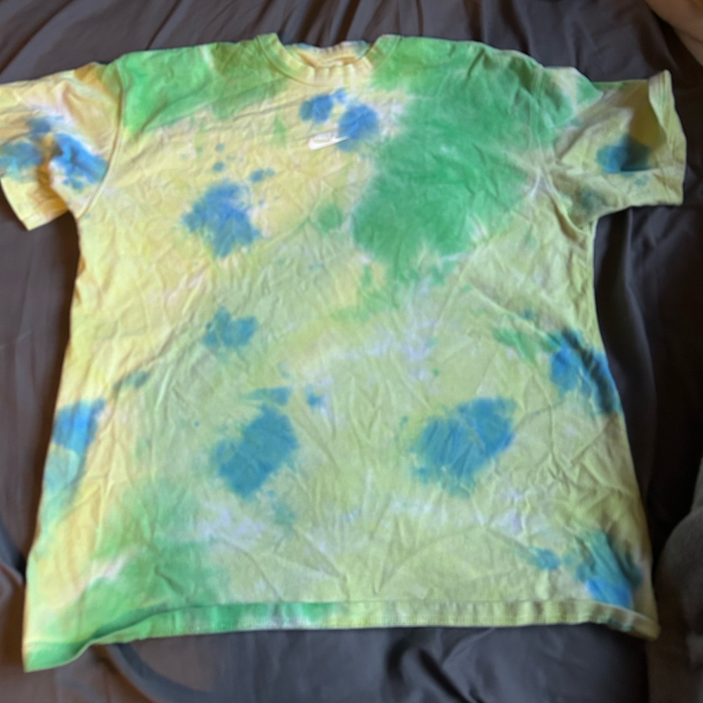 Nike Tie-Dye Tee in Green and Blue